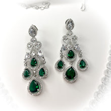 Load image into Gallery viewer, E’clat
