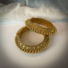 Load image into Gallery viewer, Naqsh
