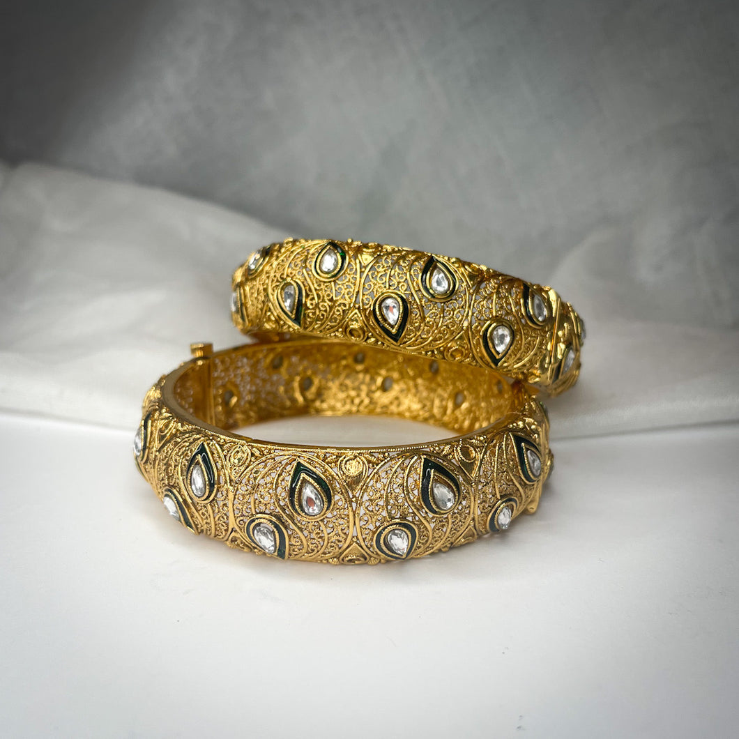 Kundan meena bangles