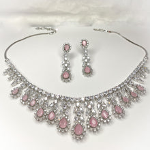 Load image into Gallery viewer, Cascade necklace
