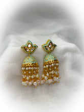 Load image into Gallery viewer, Sasha
