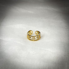Load image into Gallery viewer, Four leaf clover ring
