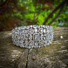 Load image into Gallery viewer, Lustre
