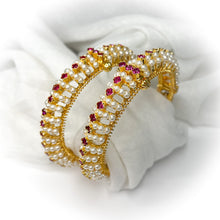 Load image into Gallery viewer, Pearl ruby karas
