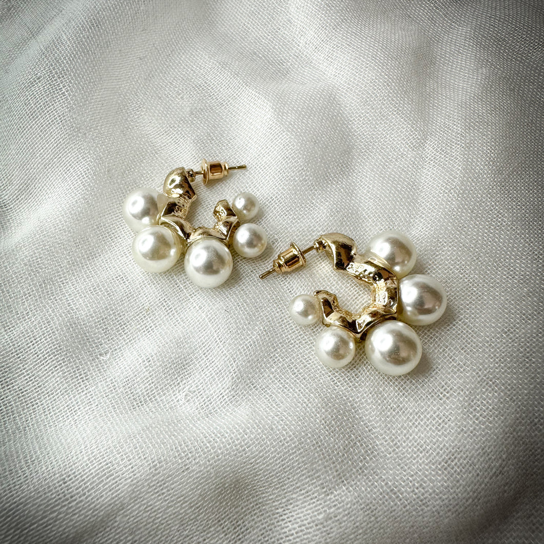 Pearl half hoops
