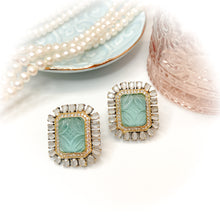 Load image into Gallery viewer, Petra
