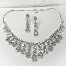 Load image into Gallery viewer, Cascade necklace
