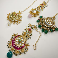 Load image into Gallery viewer, Gulnaar
