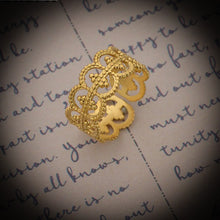 Load image into Gallery viewer, Crowned jewel
