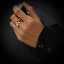 Load image into Gallery viewer, Crowned jewel
