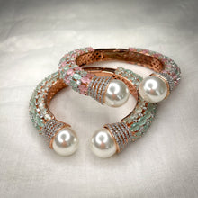 Load image into Gallery viewer, Frost
