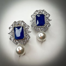 Load image into Gallery viewer, Ava
