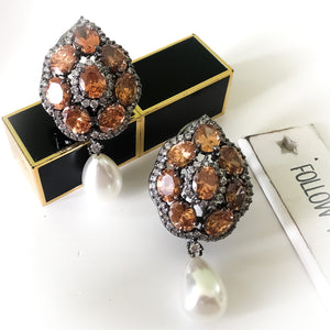 Amber pearl drop earrings