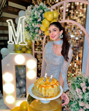 Load image into Gallery viewer, Matrix studs
