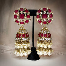 Load image into Gallery viewer, Noor
