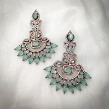 Load image into Gallery viewer, Versailles
