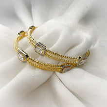 Load image into Gallery viewer, Golden solitaire bangles
